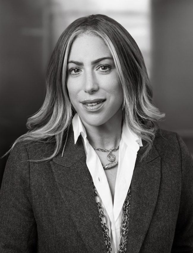 estelle dhubert 289 consulting pr manager pr director